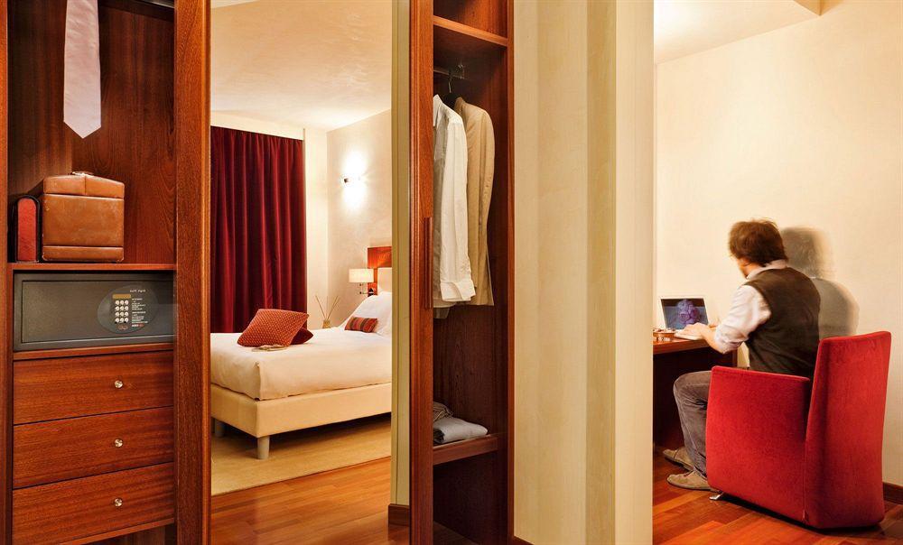 Al Tezzon Hotel Camposampiero Esterno foto