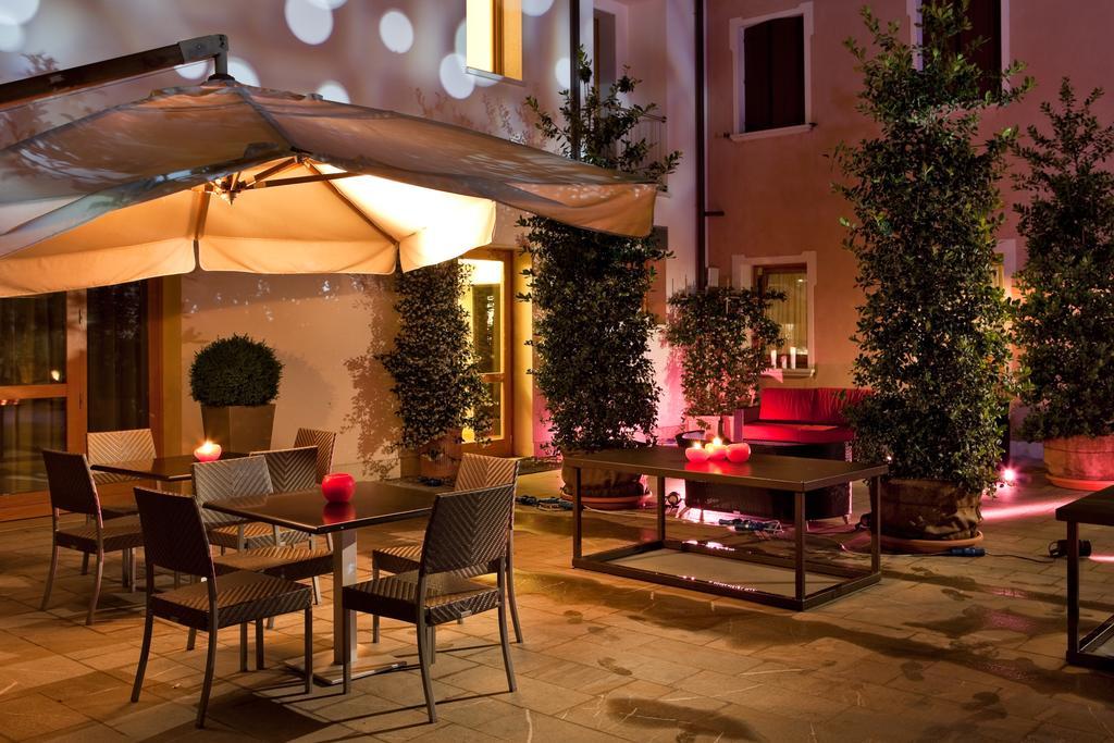 Al Tezzon Hotel Camposampiero Esterno foto